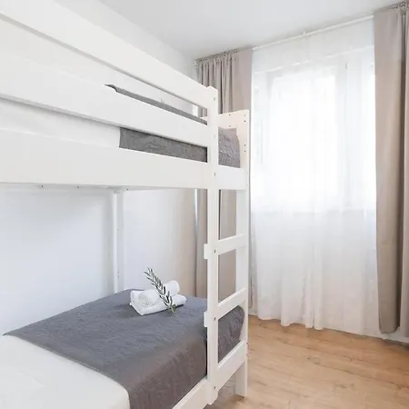 Glow Appartement *
